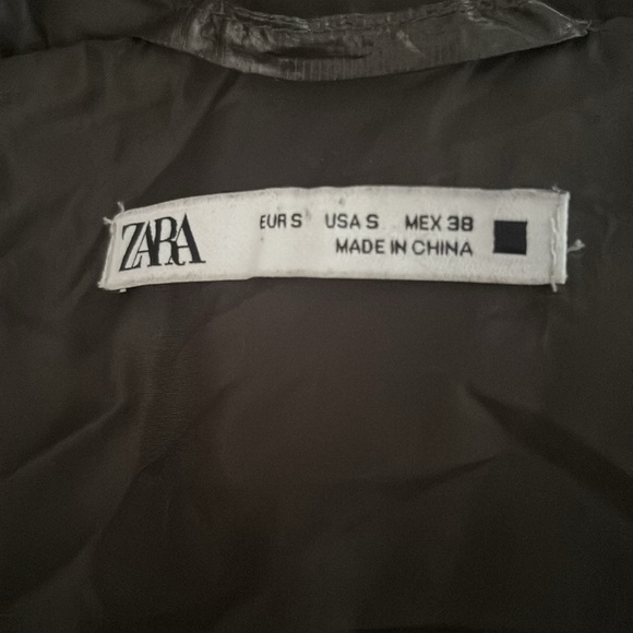 Zara Men's Khaki Contrast Puffer Jacket Size S - Picture 6 of 14